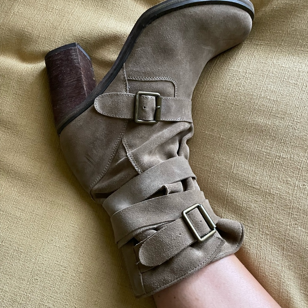 Wrap Up Buckle Boots